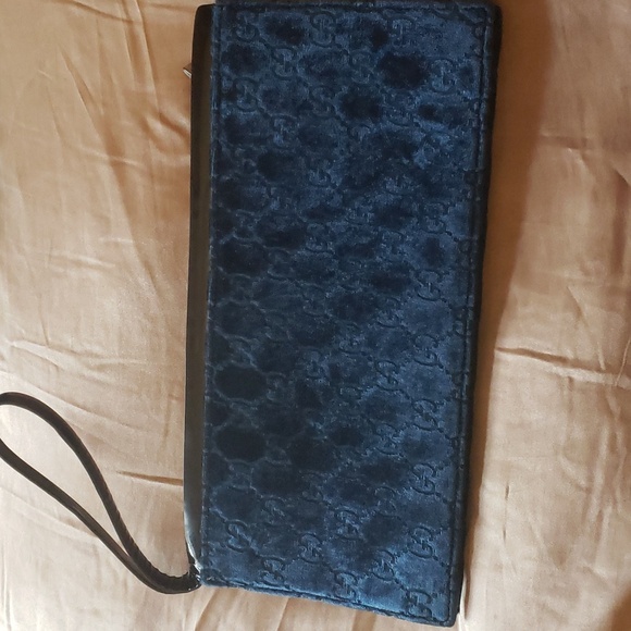 Gucci Tom Ford 1997 Blue Velvet patent monogram wristlet clutch - Picture 2 of 9